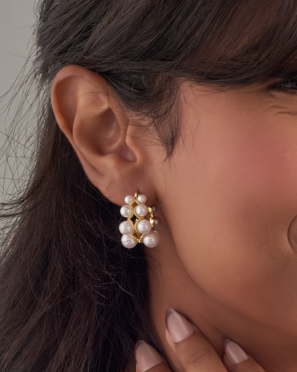 Pearl earring