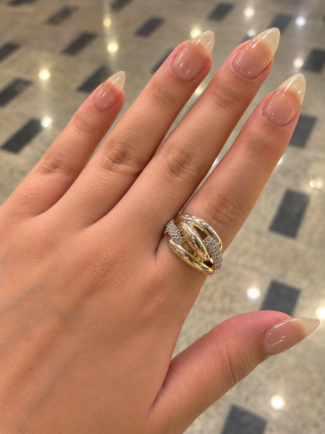 Ring 0016