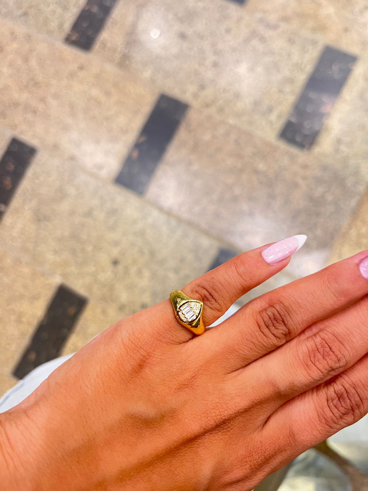 Pinky 0001
