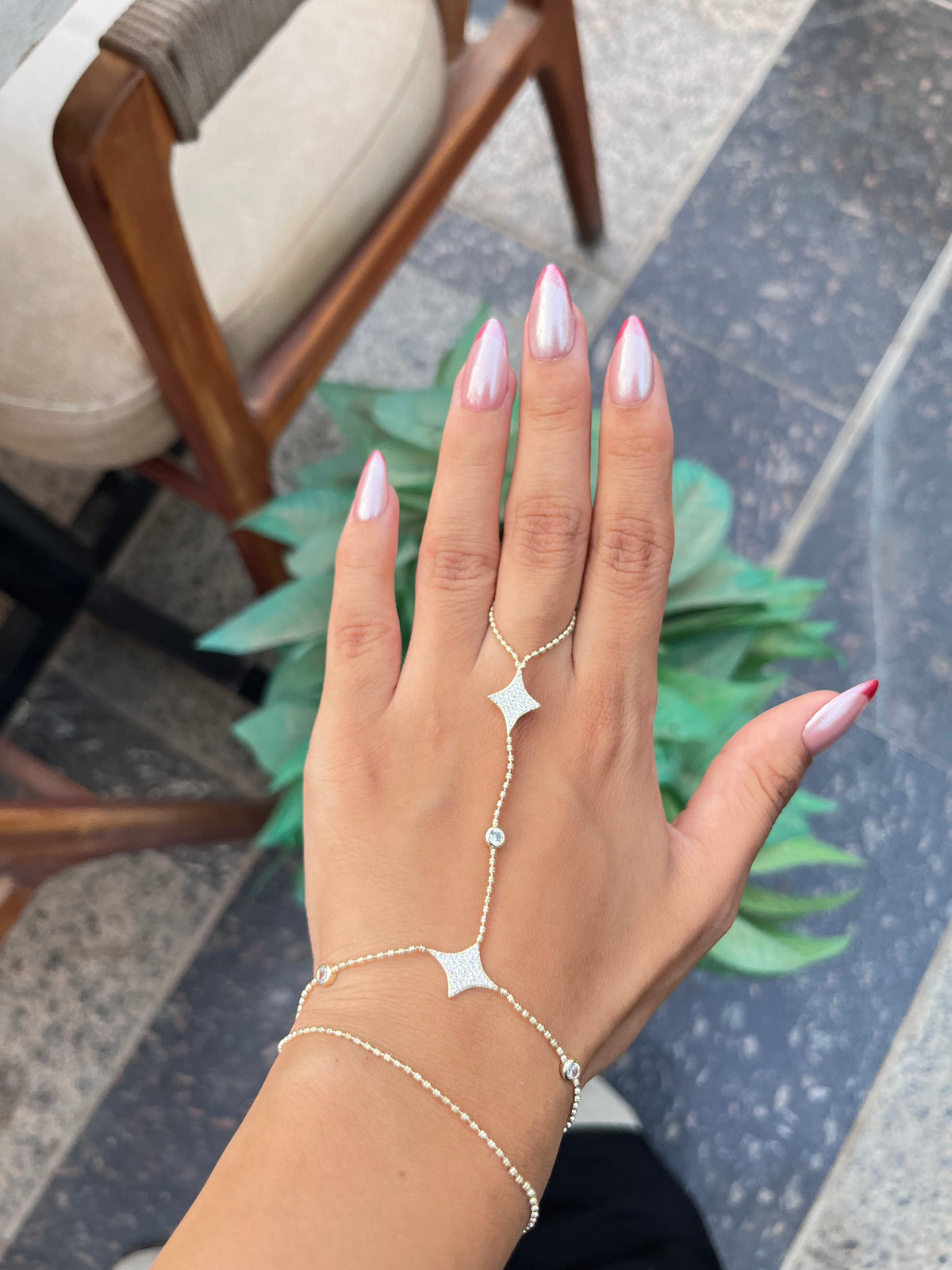 Hand chain 0020