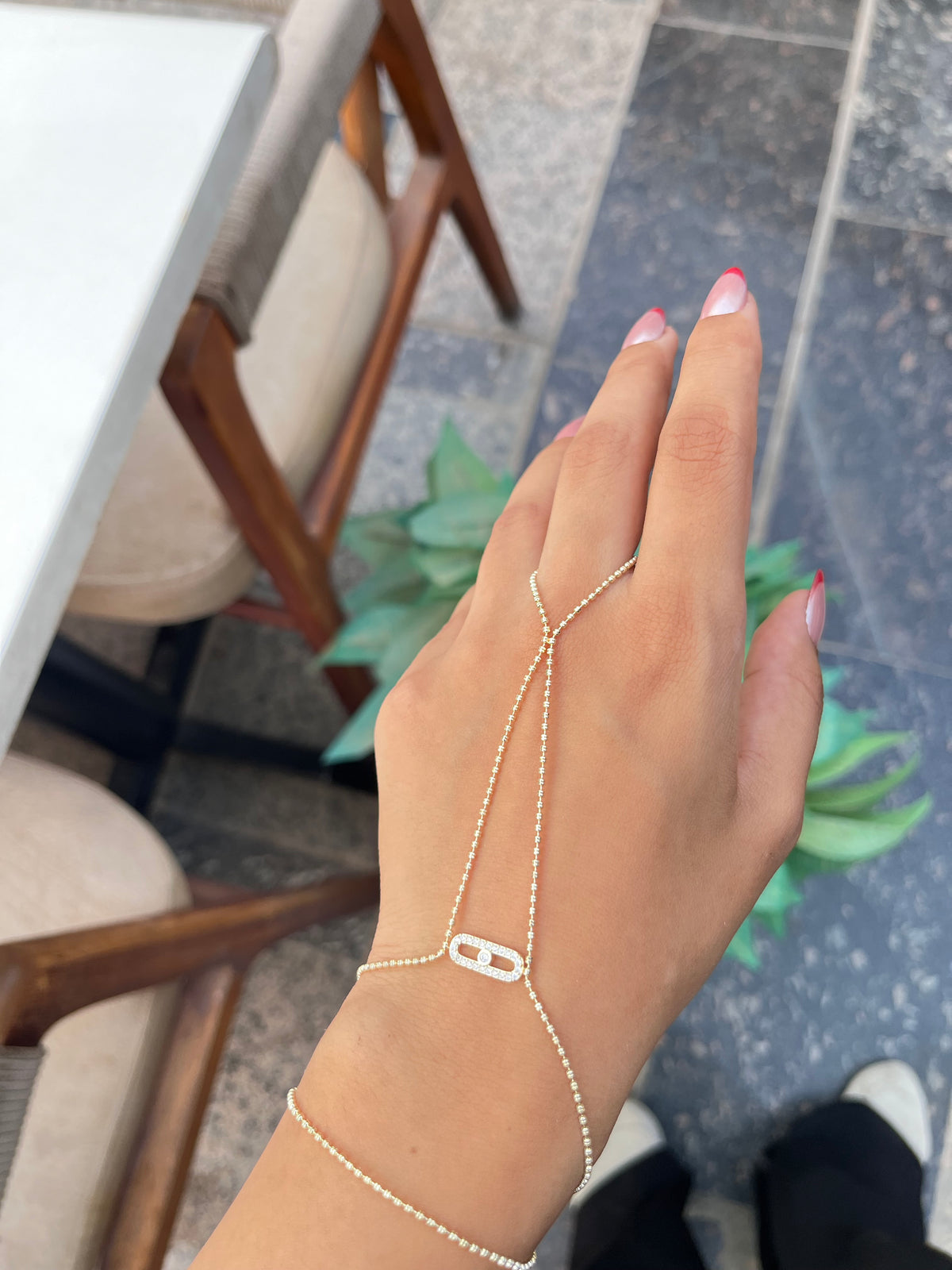 Hand chain 0016