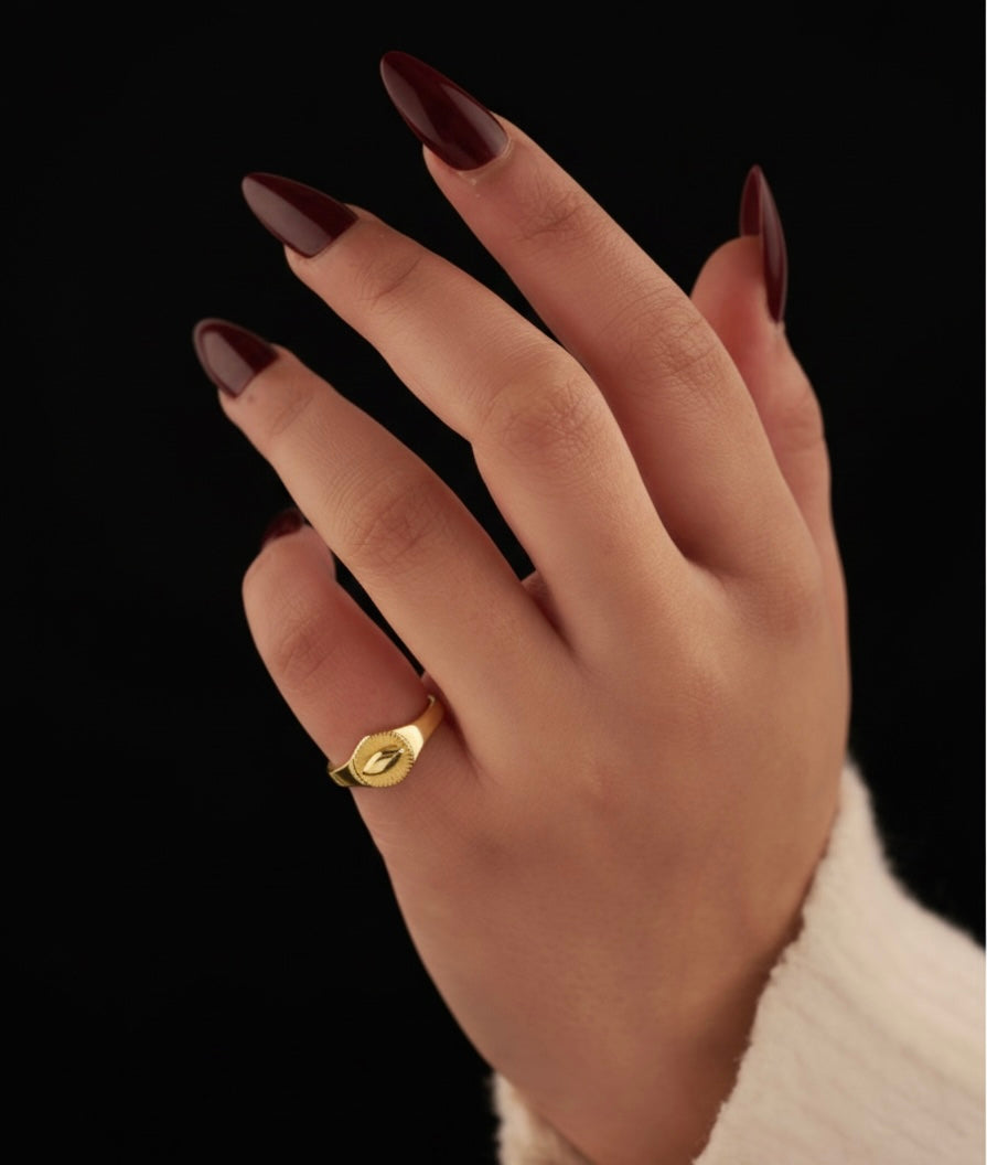 Pinky ring